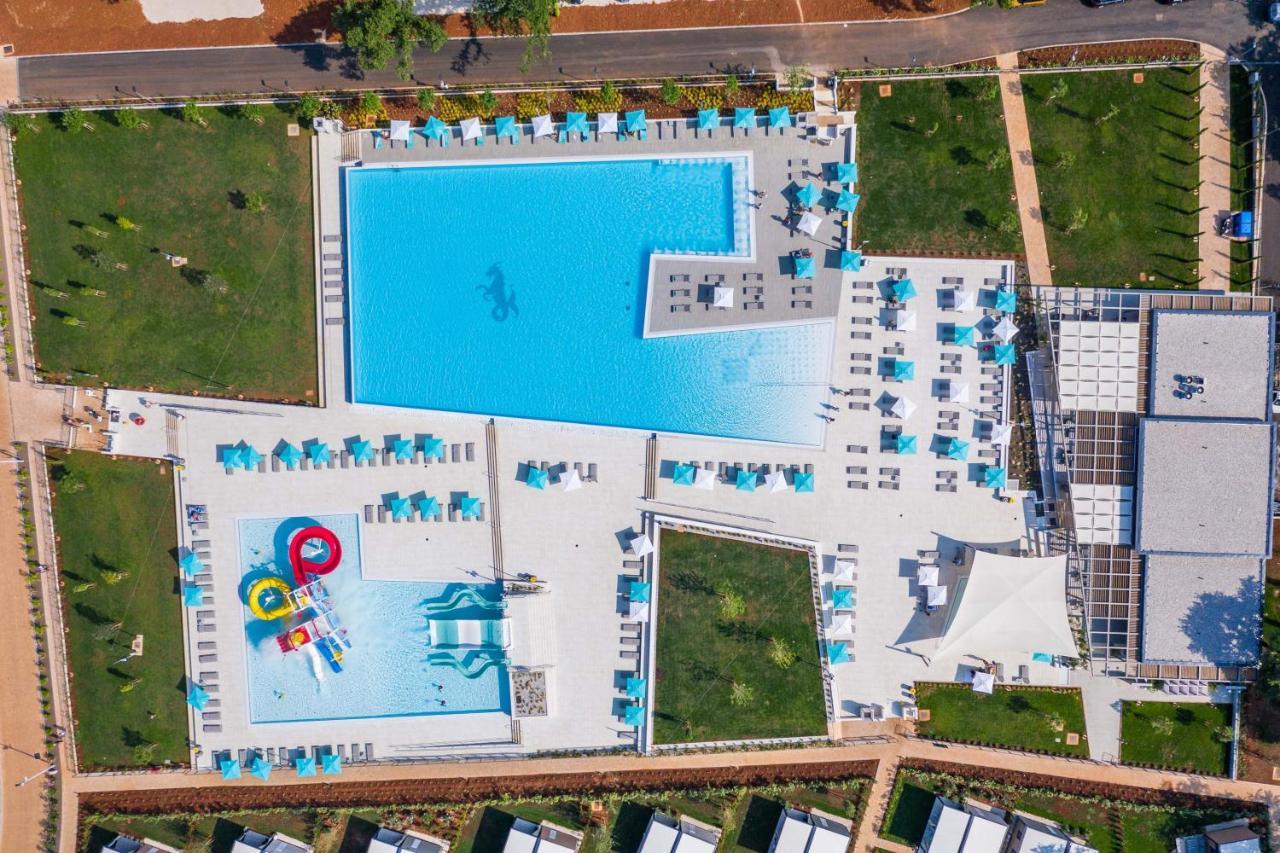 Mobile Homes Premium Relax Park Umag By Camp4You Karigador Bagian luar foto